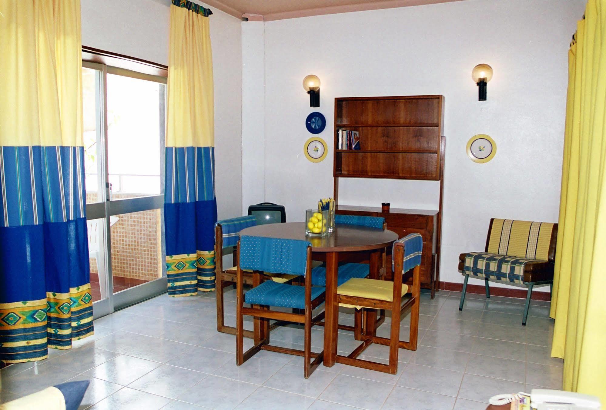 Hotel Apartamento Iate Portimão Extérieur photo